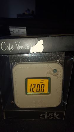 Cafe Veneto clock