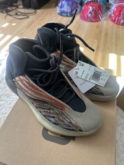 Adidas quantum boost men’s size 9