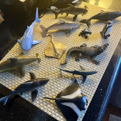 13 Sea Life/ocean Animals , Orca, Sharks / Whales Figurines / Toys 