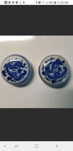 Antique Qian Long Kian Zhi Porcelain Paste Blue Flower Dragon Ink Box