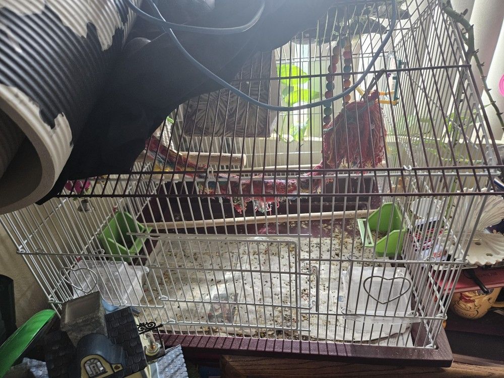 Big Bird Cage With Accessories 