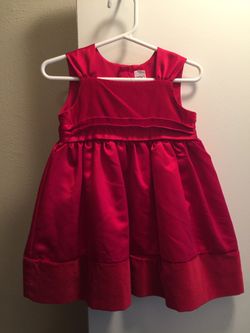 Only worn once!! Carters baby girl dress size: 18months... $10