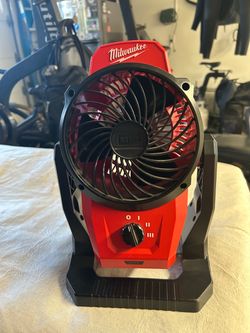 Milwaukee M12 Fan