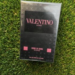 Valentino born in roma intense 