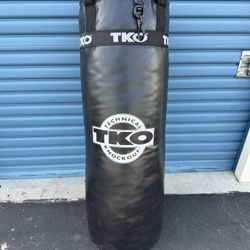 TKO KICKBOXING BOXING PUNCHING BAG