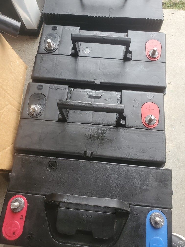 Hydraulic Batteries Used Black Gd Condition Spares 900cc 6 Batteries Used