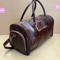 The Monarch Heritage Top-Grain Cow Leather Gym Duffle bag