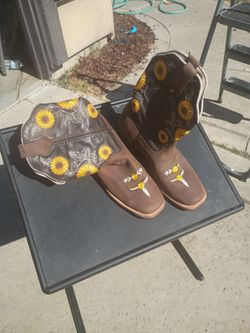 Boots size