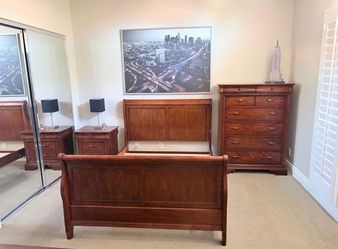 Stanley bed set - Cherry wood finish