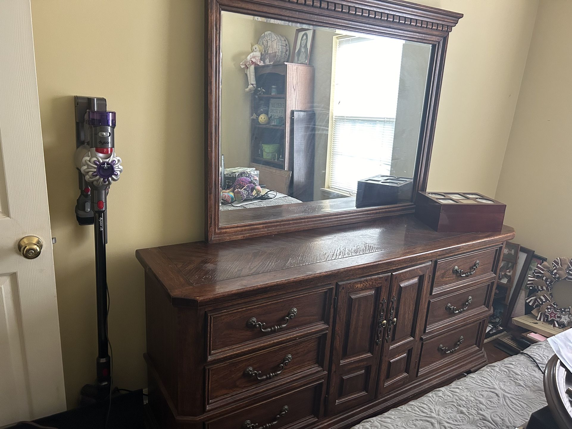 Dresser, Nightstand, Mirror and Lamp