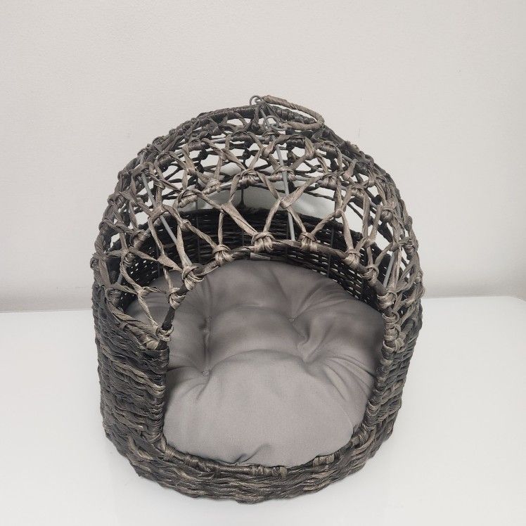 2 Cat Caves With Cushions