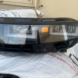 2022-24 HYUNDAI IONIQ 5 LEFT HEADLIGHT 