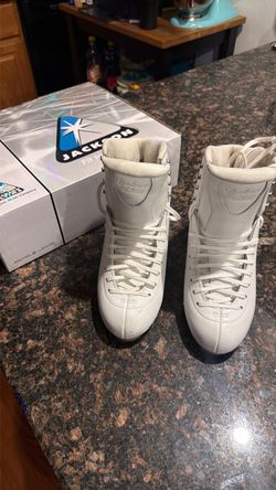 Jackson Debut Figure Ice Skate Boots