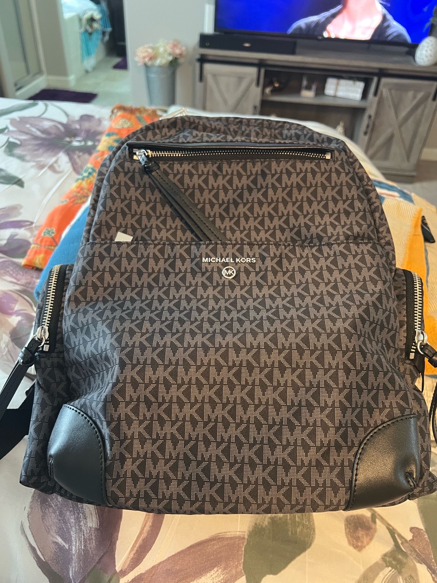 MK purse/backpack Black