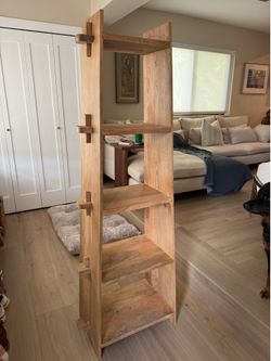 BOHO BOOKSHELF