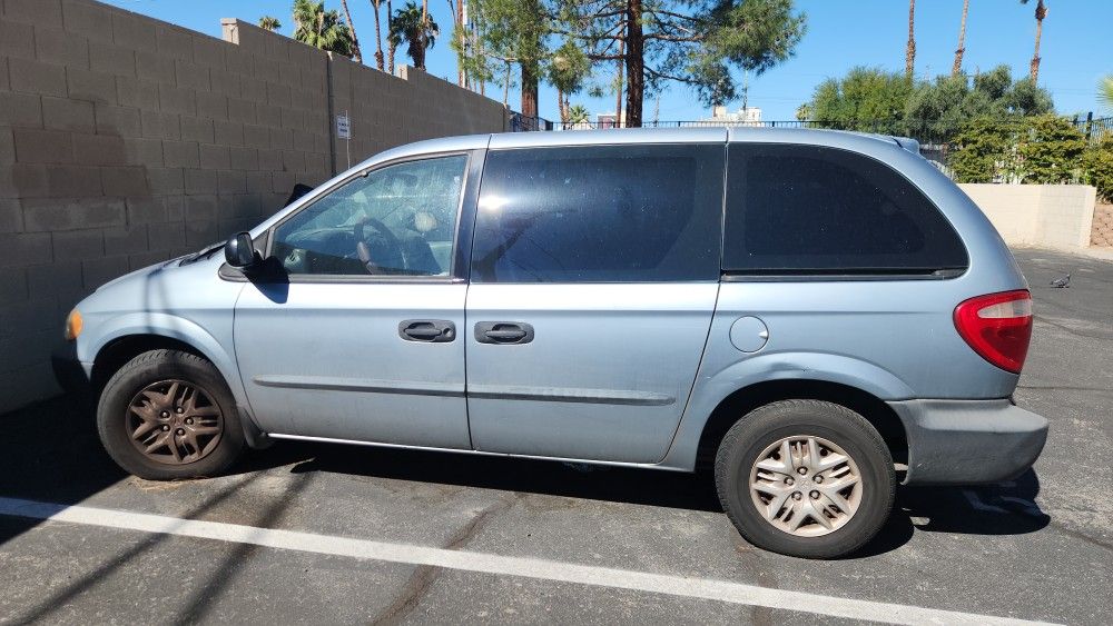 2004 Dodge Caravan