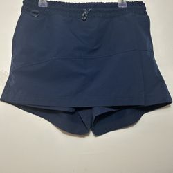 Women's stylish shorts-skirt. Size L. $23.