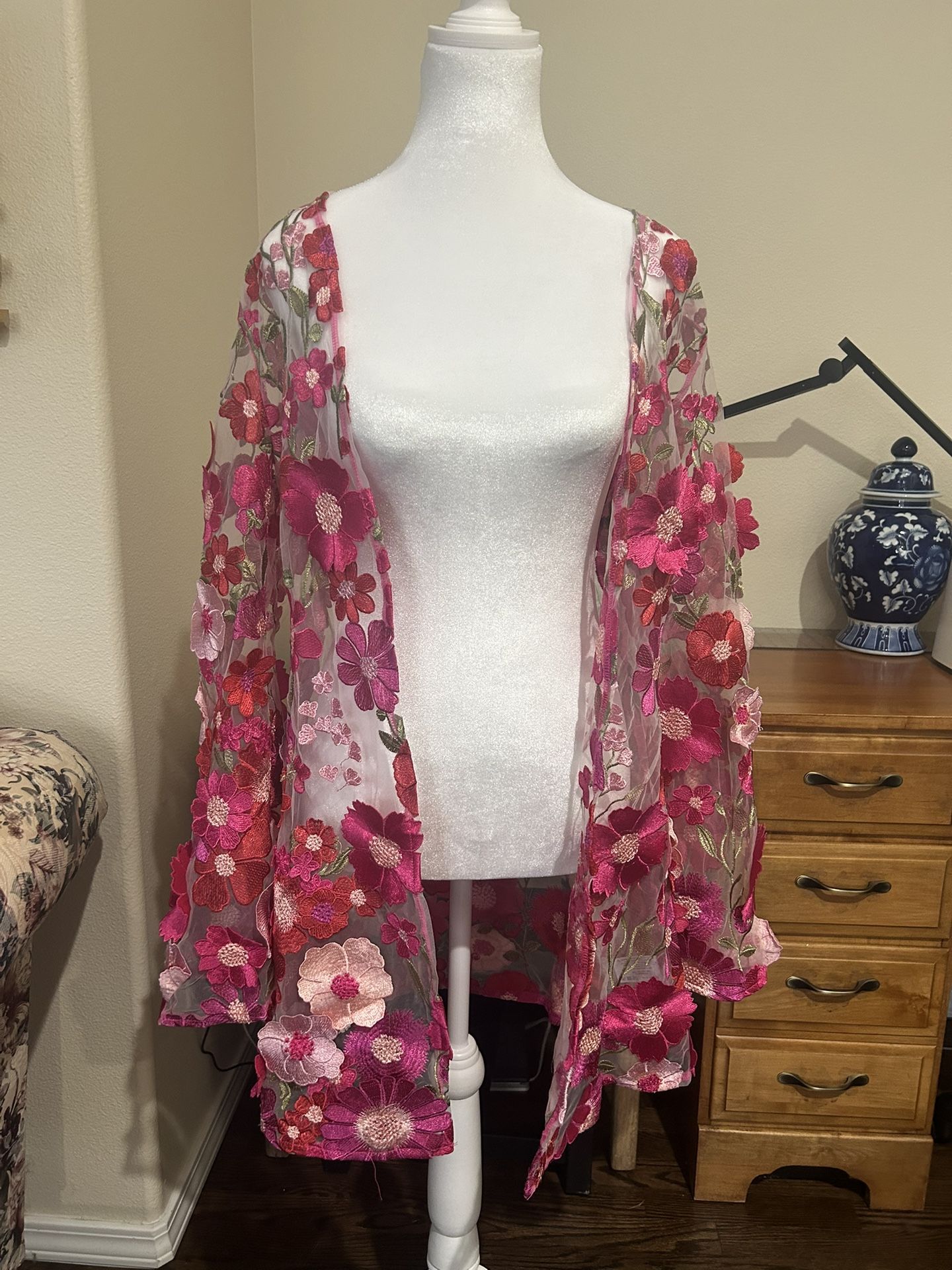 Pink Floral OS iHeartRaves Robe