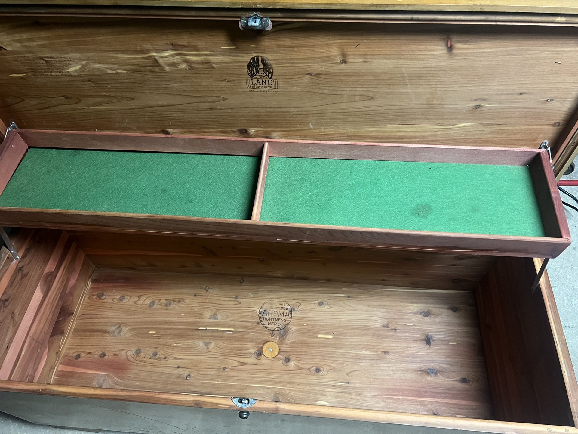LANE CEDAR CHEST