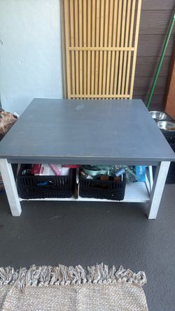 Farmhouse vintage coffee table