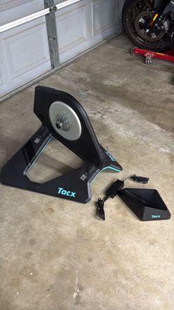 Tacx NEO Direct-Drive Smart Bike Trainer