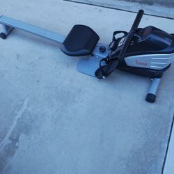 Rowing Machine 