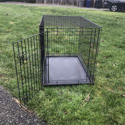 Large Dog kennel , 2’Wx3’L X 2’T