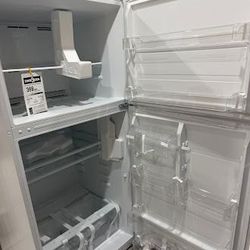 Crosley® Conservator® 30" 18.1 Cu. Ft. White Top Freezer Refrigerator