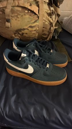 NIKE AIR FORCE (navy blue n brown)