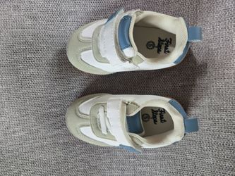 Baby shoes