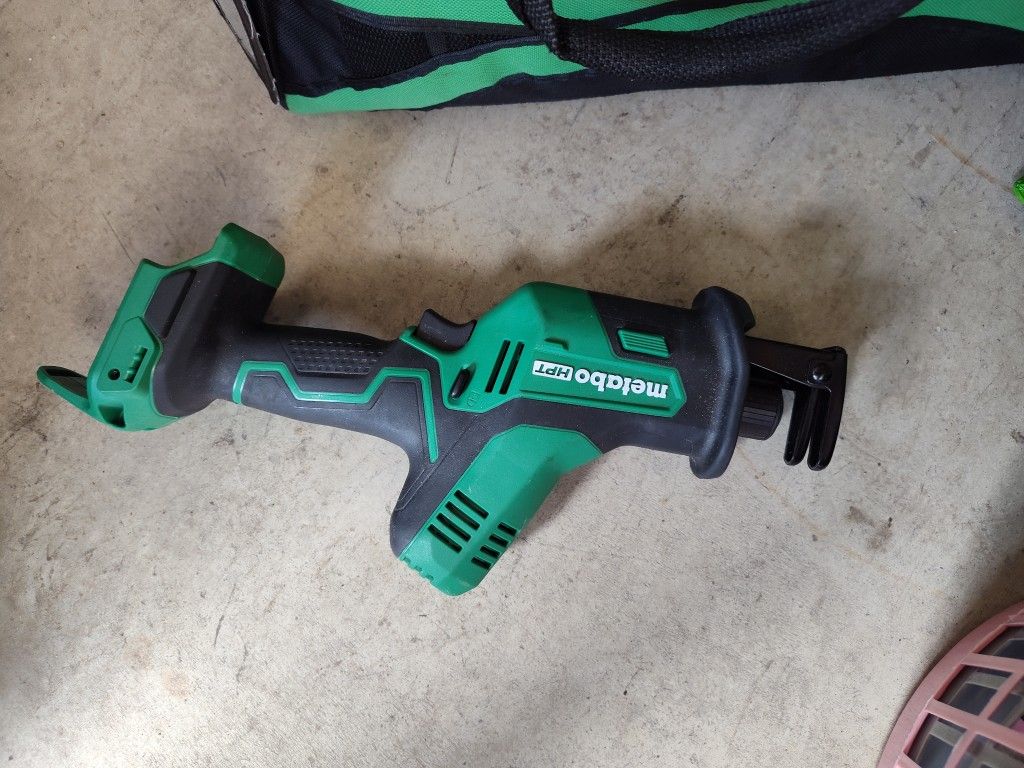 Metabo Cordless One Handed Reciprocating saw

