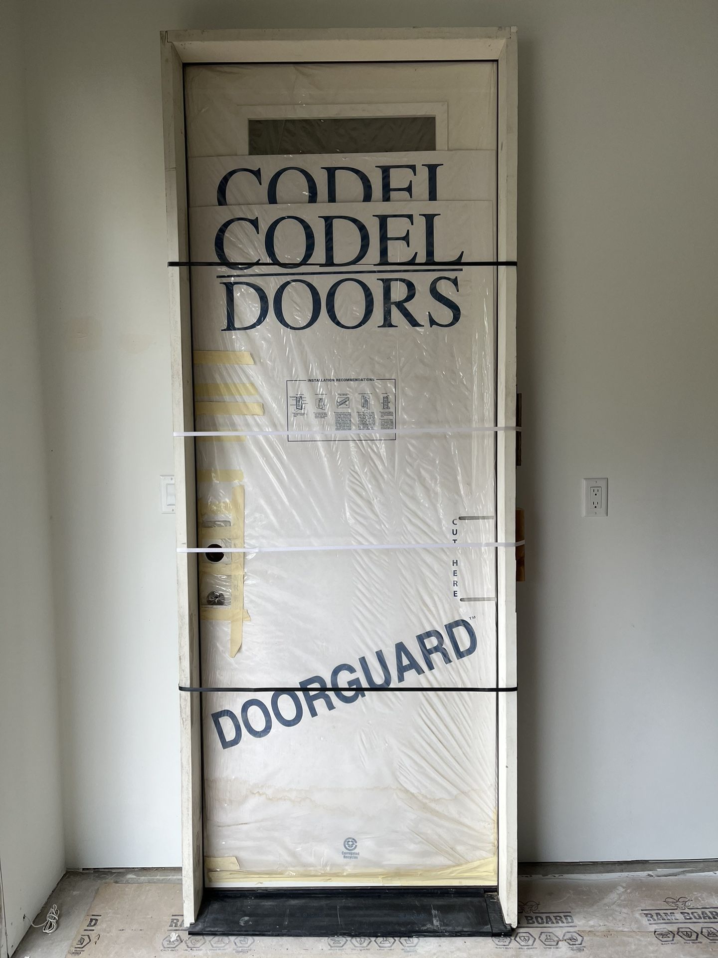 Codel Fiberglass Entry Door - 5 Satin Etch