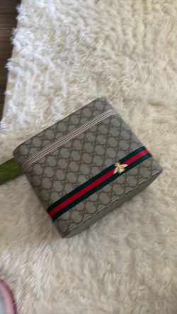 LARGE MAKEUP CASE