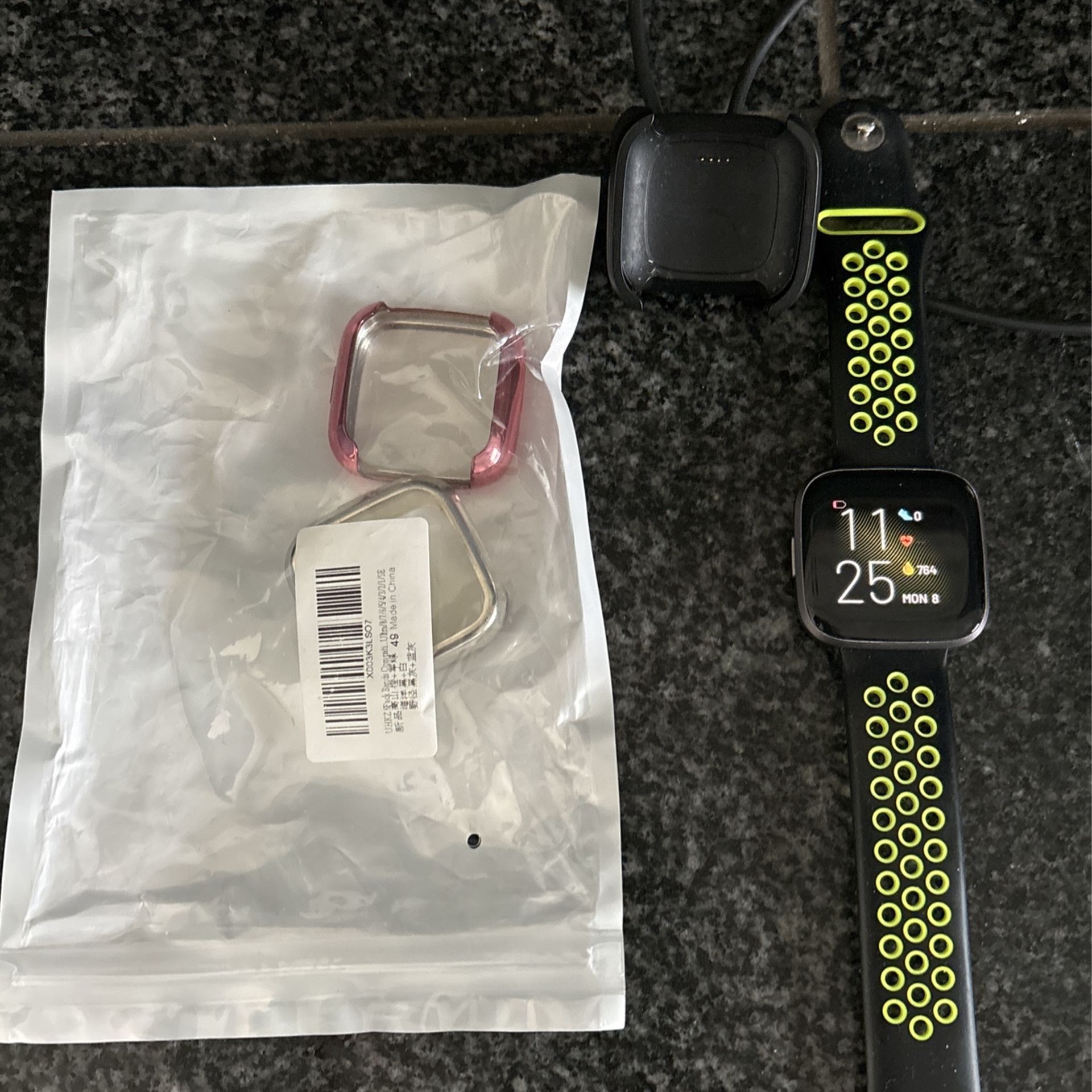 Fitbit versa 2 Excellent Condition With Charger And Band And 2 Hard Covers
