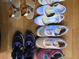 Girls' Shoes – 6 Pairs – Sizes 1, 2 & 2.5