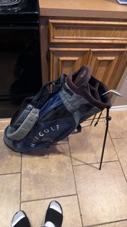 Vintage Nike golf stand bag