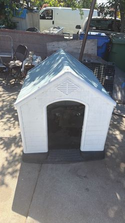Dog house