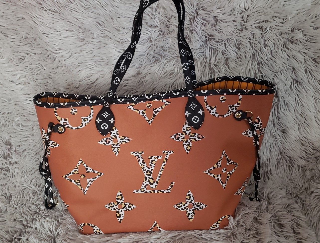 Designer tote!!