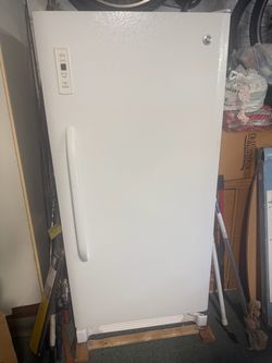 GE Upright Freezer White
