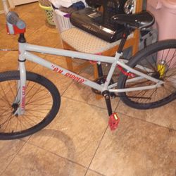 24-in PK Ripper Landing Gear Great Condition 2009