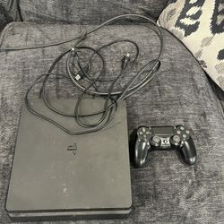 PlayStation Four Slim 1TB 