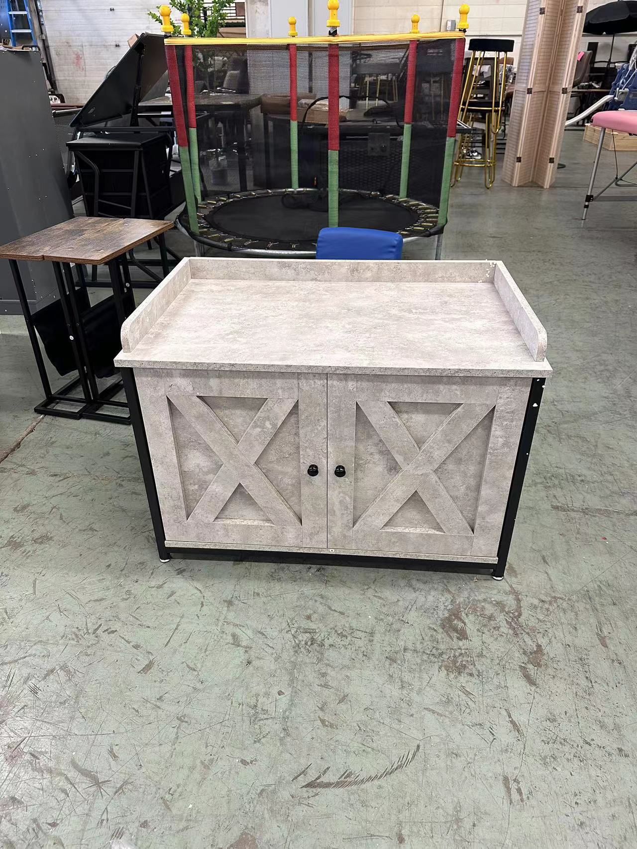 light gray Cat Litter Box Enclosure with Double Doors, Adjustable Footpads, Hidden Cat Washroom with Metal Frame, Large Enclosed Litter Box Furniture