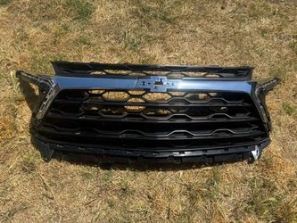 2023 - 2025 CHEVROLET  BLAZER FRONT GRILL OEM