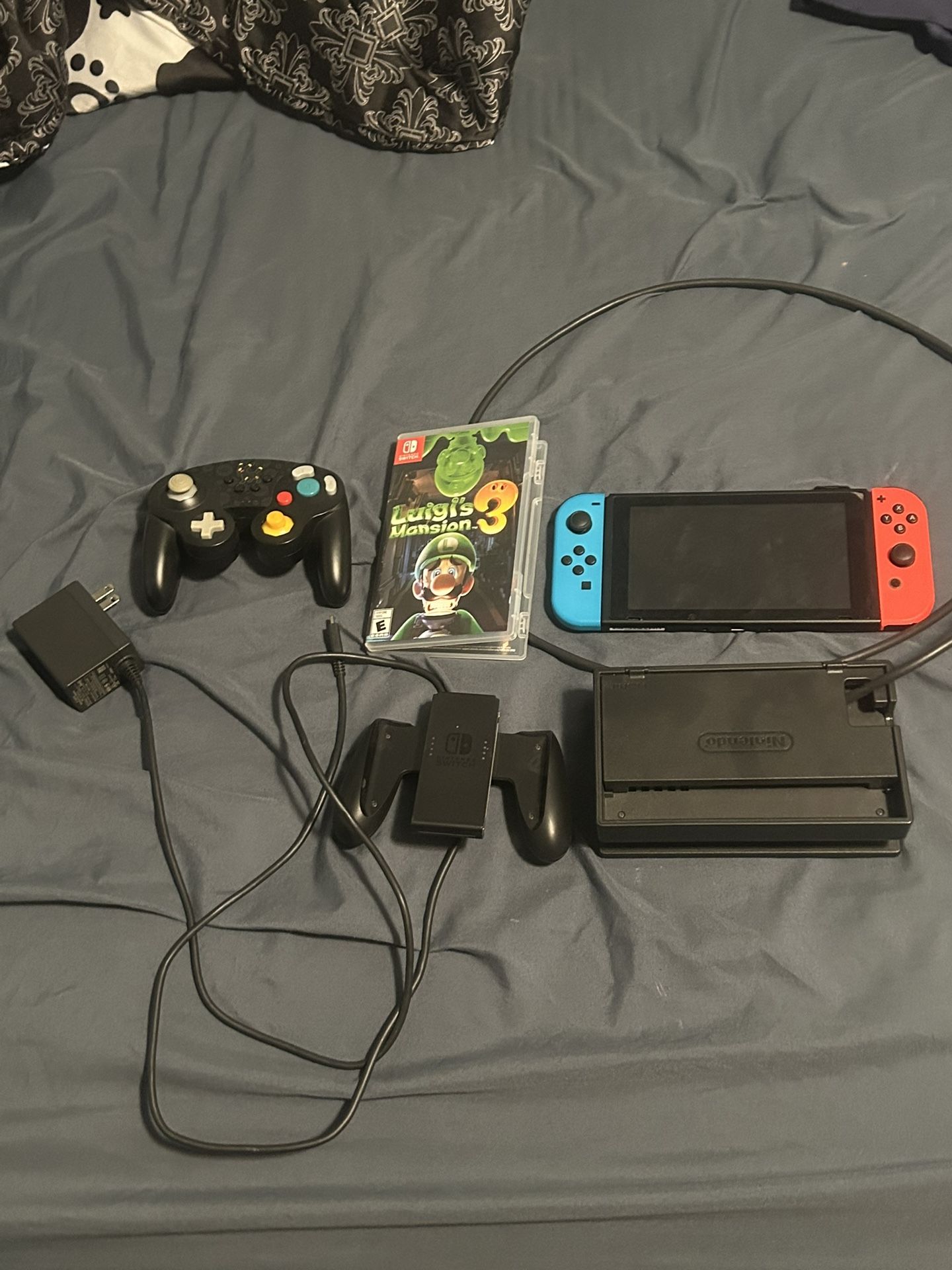 Nintendo Switch With Games & Controller