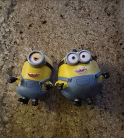 Despicable Me minions lot