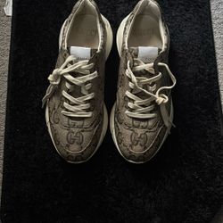 Designer Sneakers 