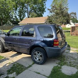 2004 Ford Escape, kia, Matrix, Acura