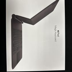 Magic Keyboard for iPad MXQT2LL/A