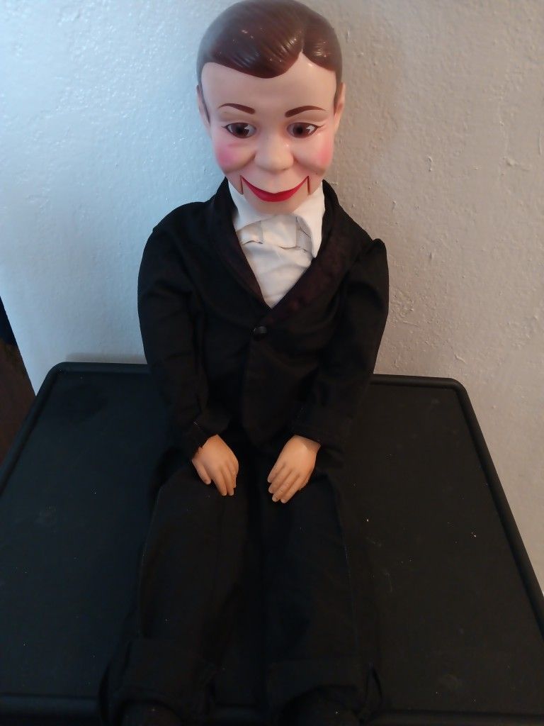 Celebrity ventriloquist Charlie McCarthy Dummy Doll