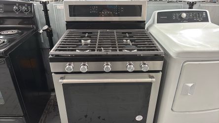 DIFFERENT BRANDS GAS STOVES